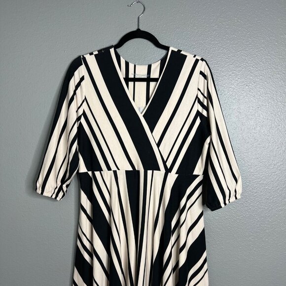 NWOT Soft Surroundings V-Neck Stripe Midi Dress Asymmetrical Hem Puff Sleeve PM - Picture 4 of 10